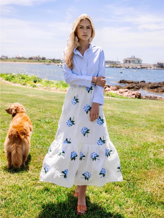 Kiel James Patrick Dresses & Skirts - KJP Hydrangea Embroidered Linen Skirt- NWT size 0 💙